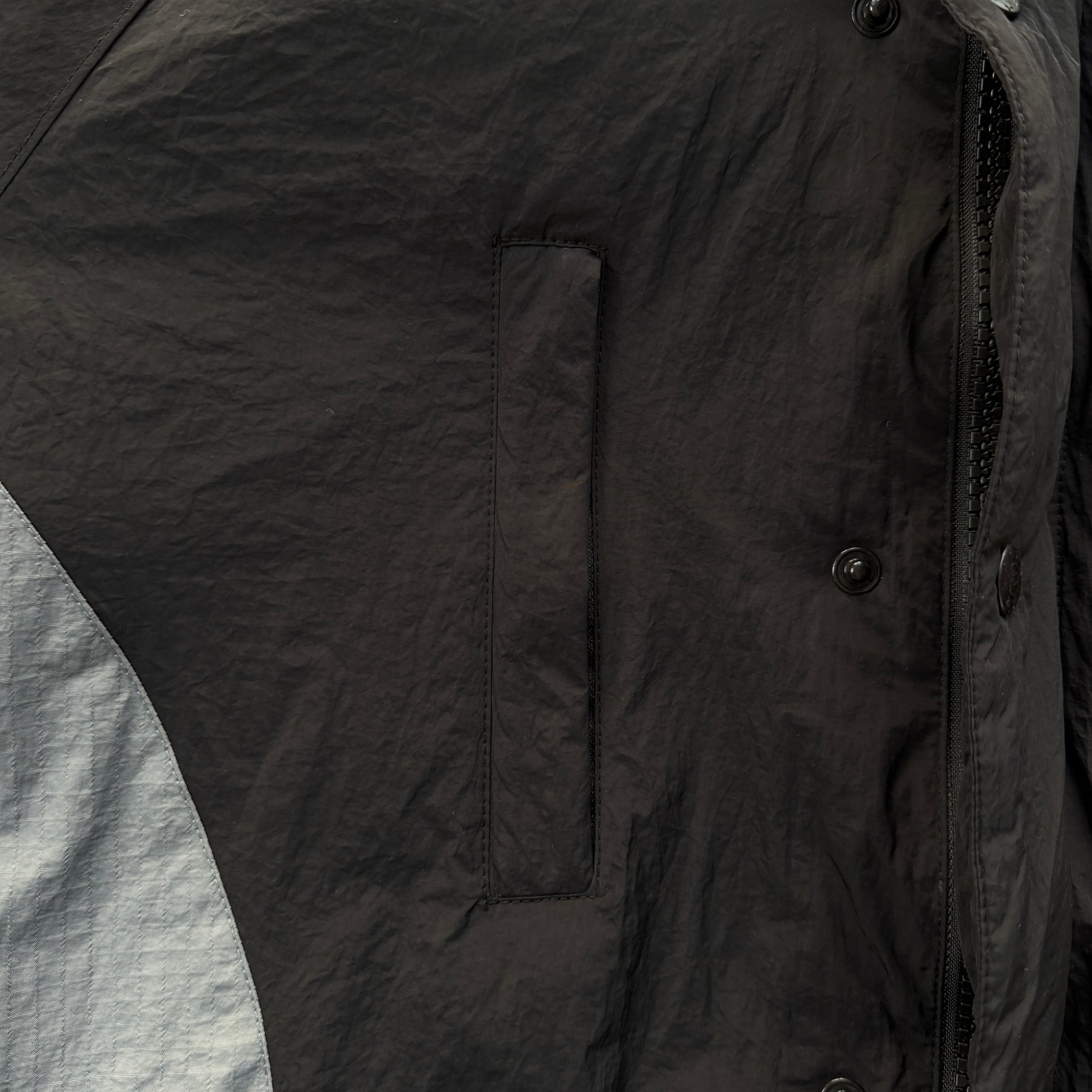 Casaco Corteiz “Avalanche Bolo Jacket