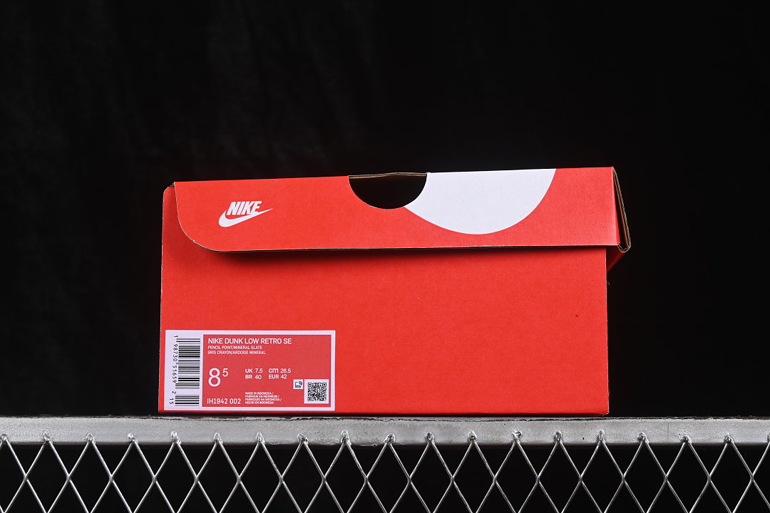 Dunk “Dark Obsidian”