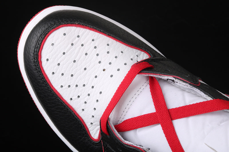 Air Jordan 1 High “Bloodline”