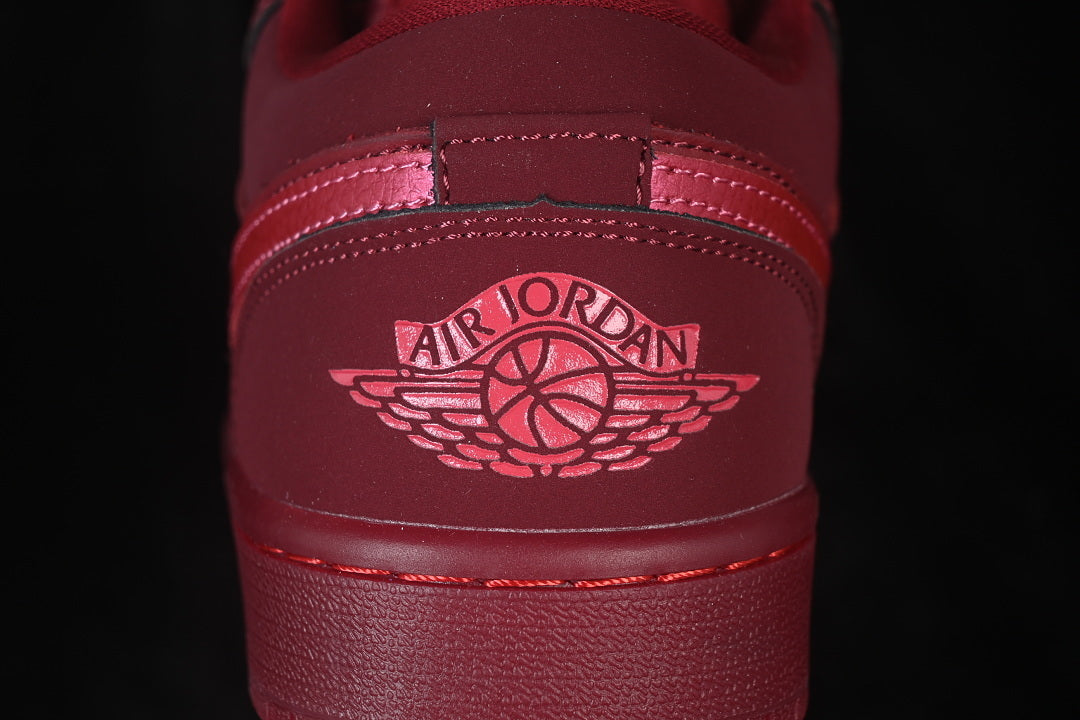 Air Jordan 1 Low "Valentine's Day”