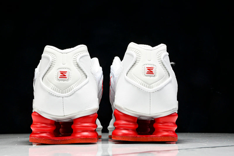 Nike Shox “Platinum Tint”