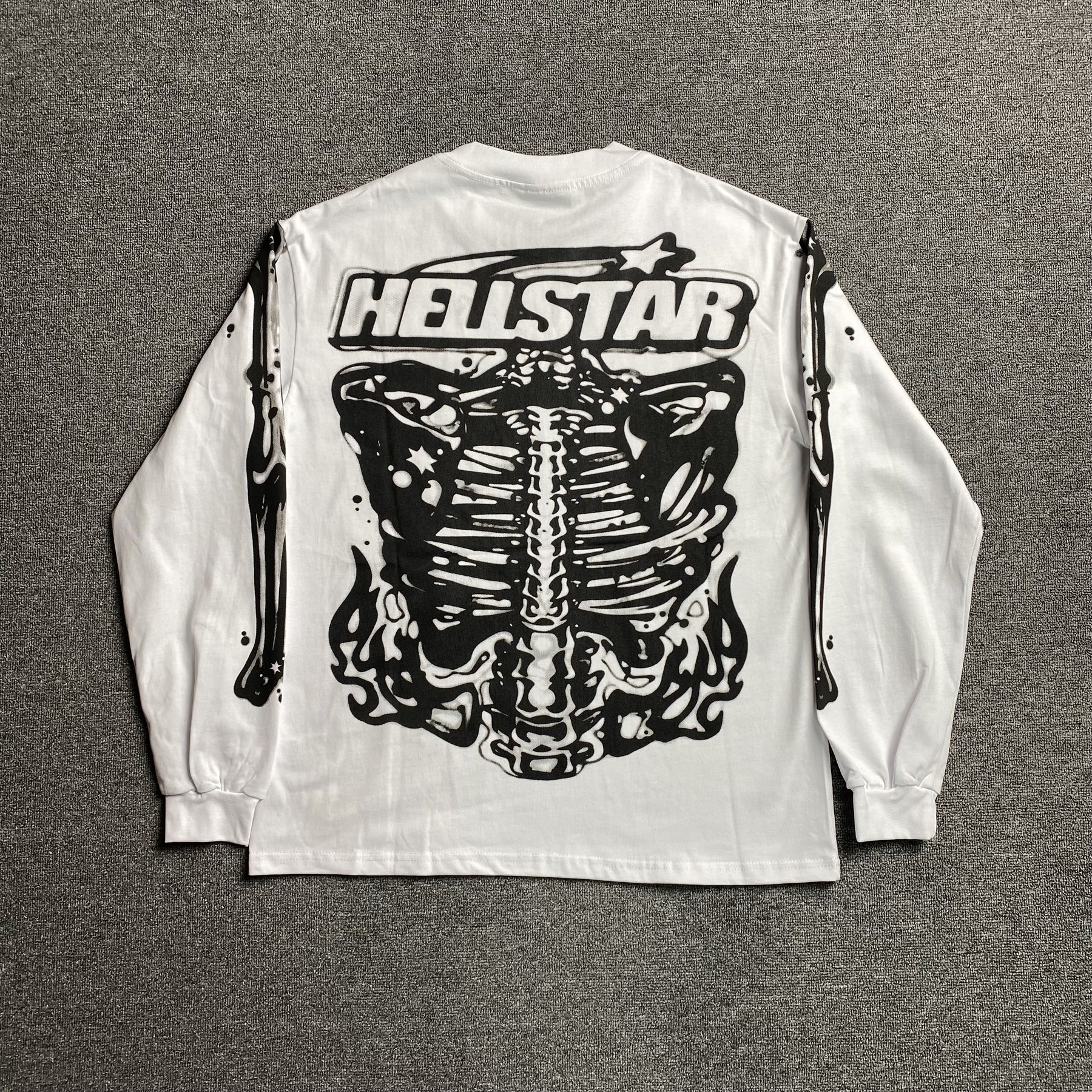 Sueter Hellstar “Airbrushed Bones”