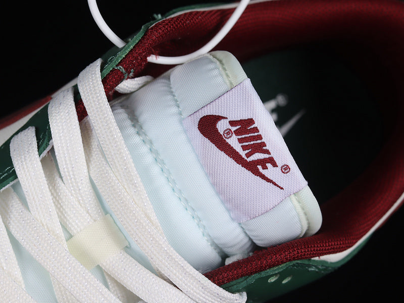 Dunk “Gorge Green”