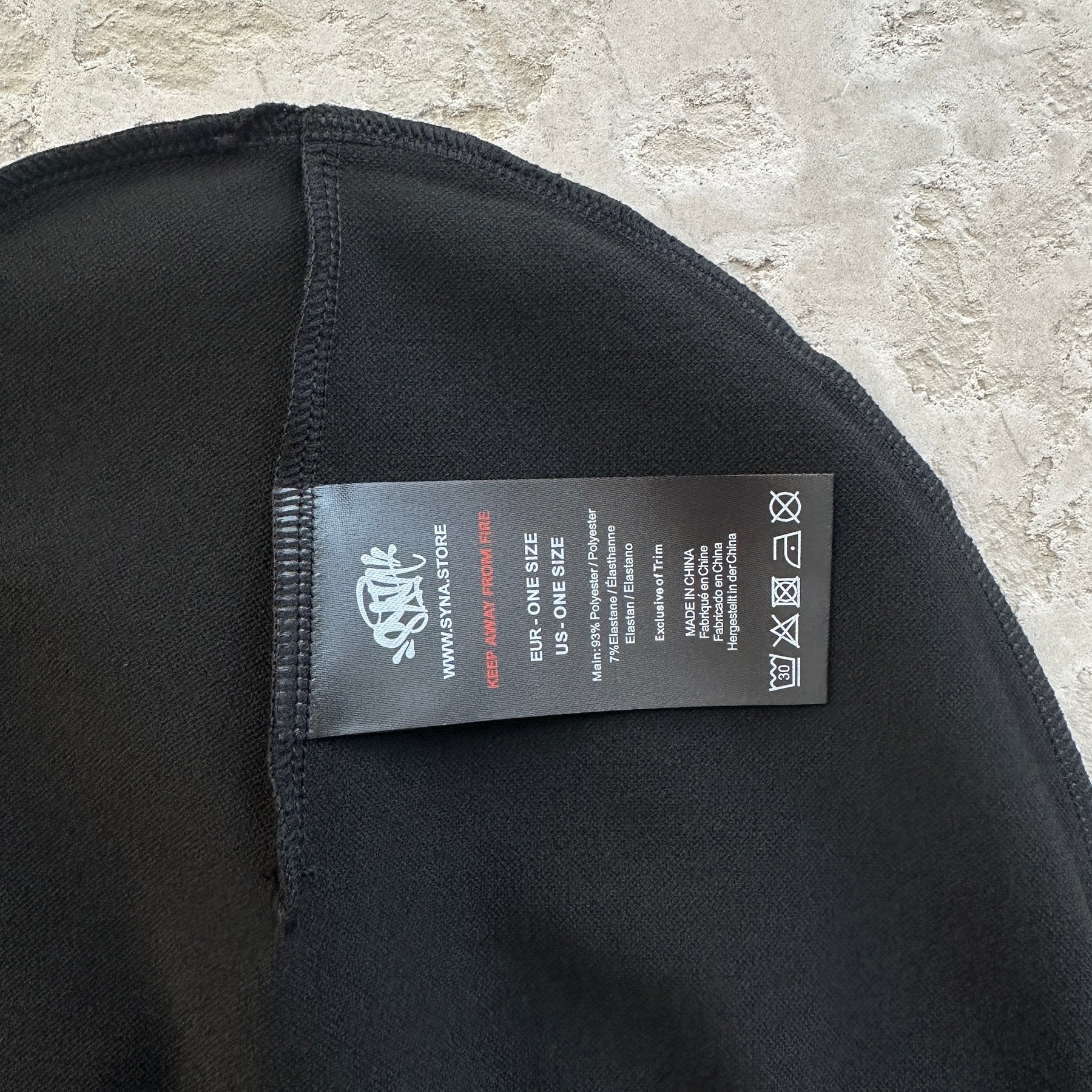 Touca Syna World “Seamless” 2.0 ( Preta )