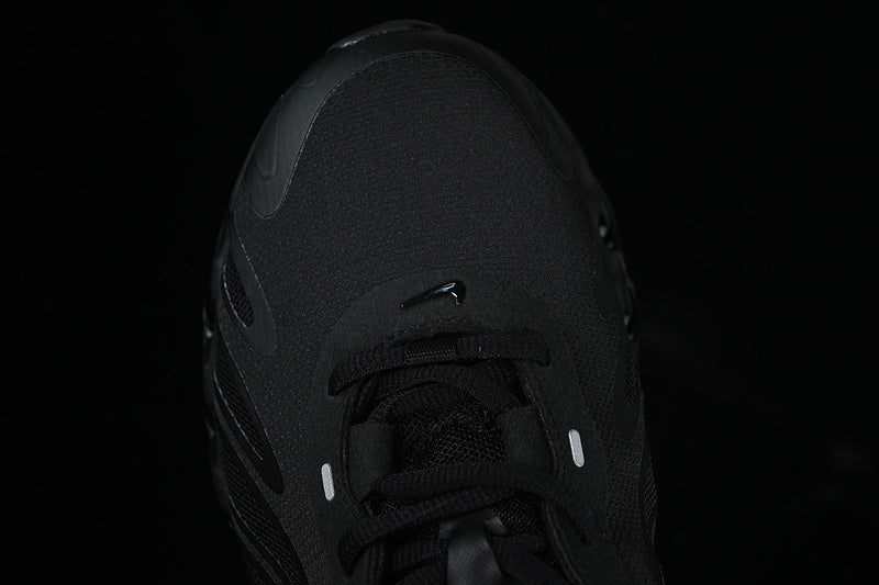 Air Max DN8 “Black Fossil”
