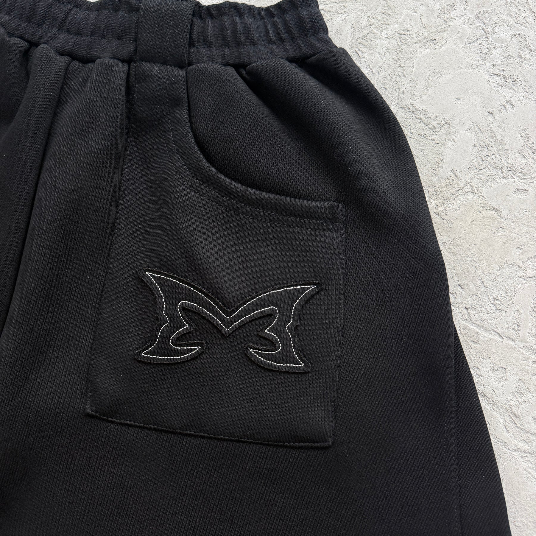 Shorts Mertra “Me Split Panel”