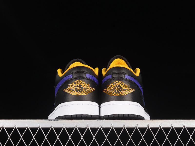 Air Jordan 1 Low “Dark Concord”