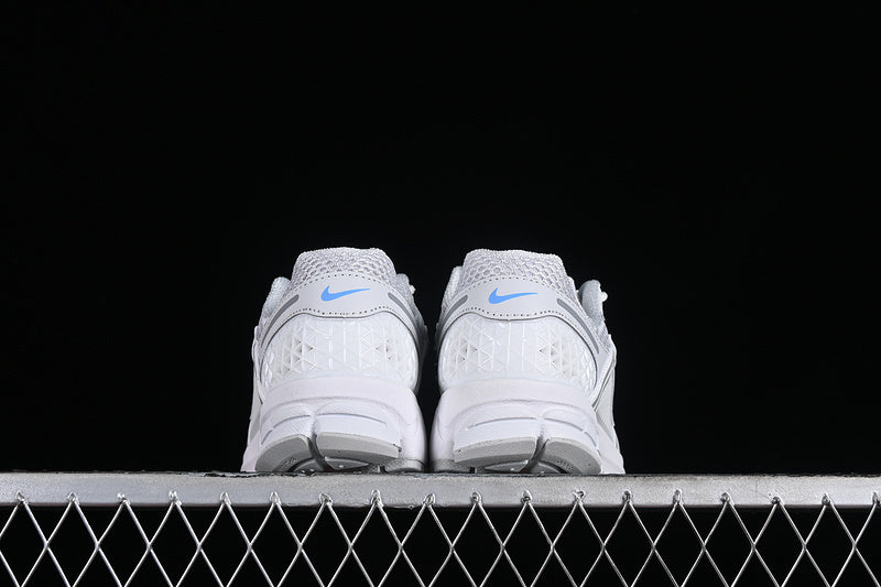 Vomero 5 “Photon Dust"