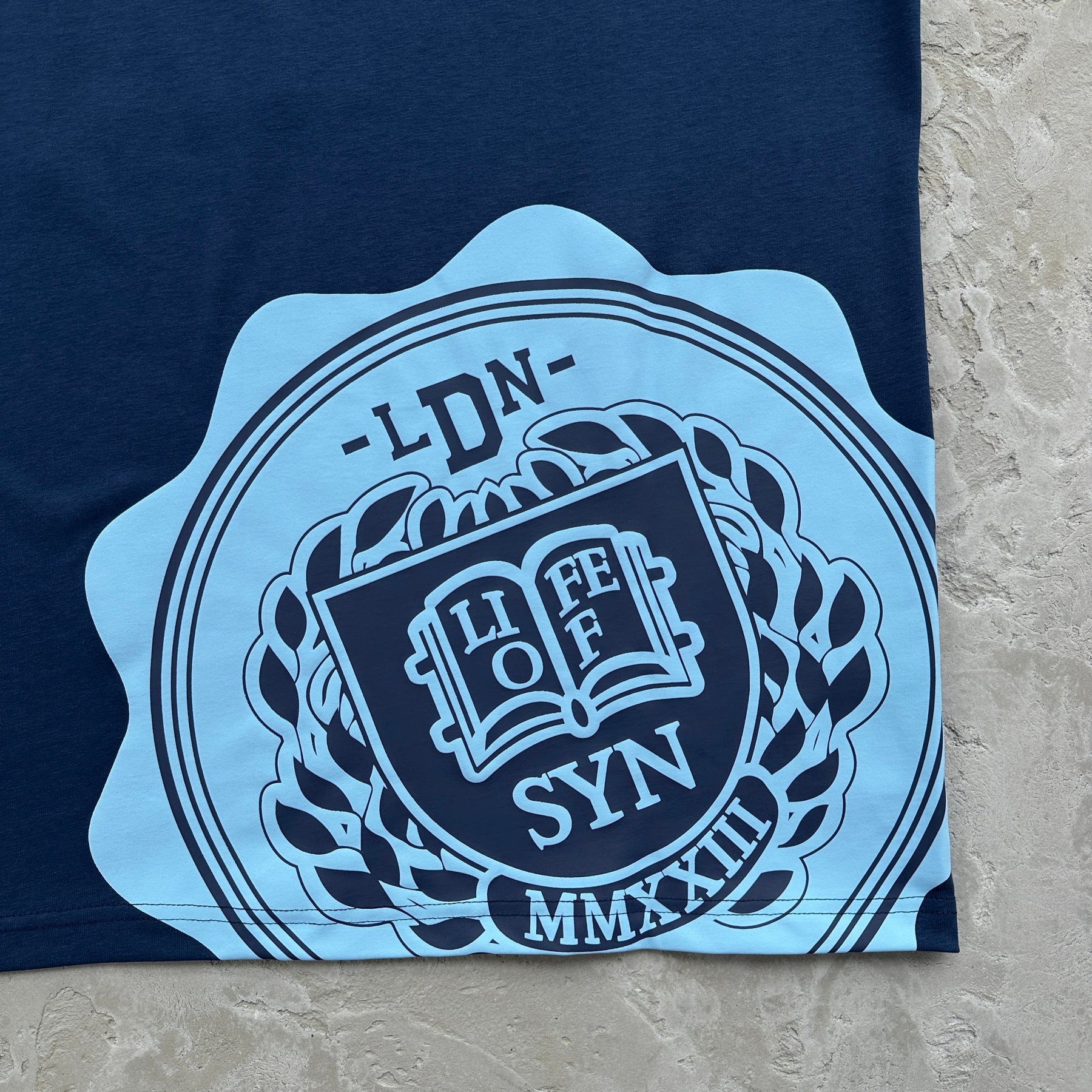 Camisa Syna World “Life Of Syn” ( Azul )