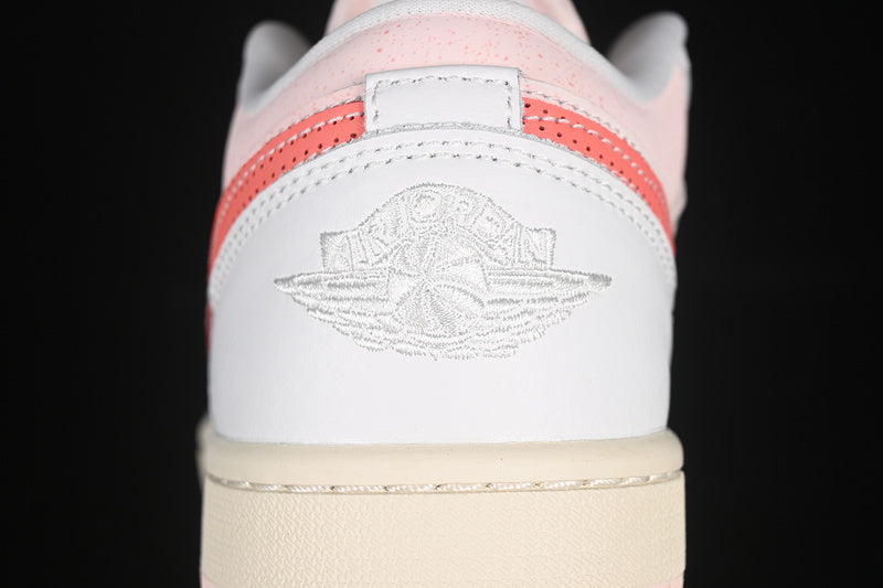Air Jordan 1 Low “Strawberry Milkshake”