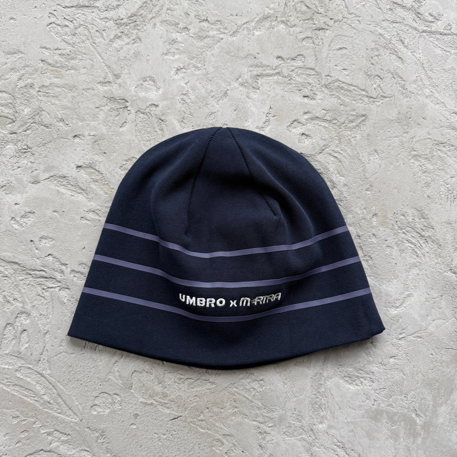Touca Mertra “Warm Up Beanies” ( Preto e Cinza )