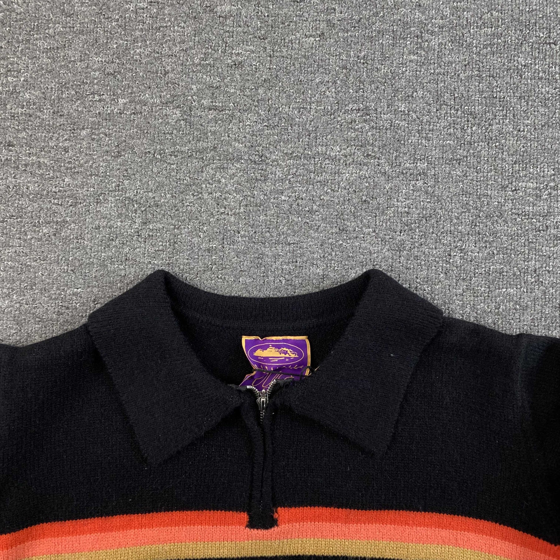 Sueter Corteiz “Gradient Half Knit”