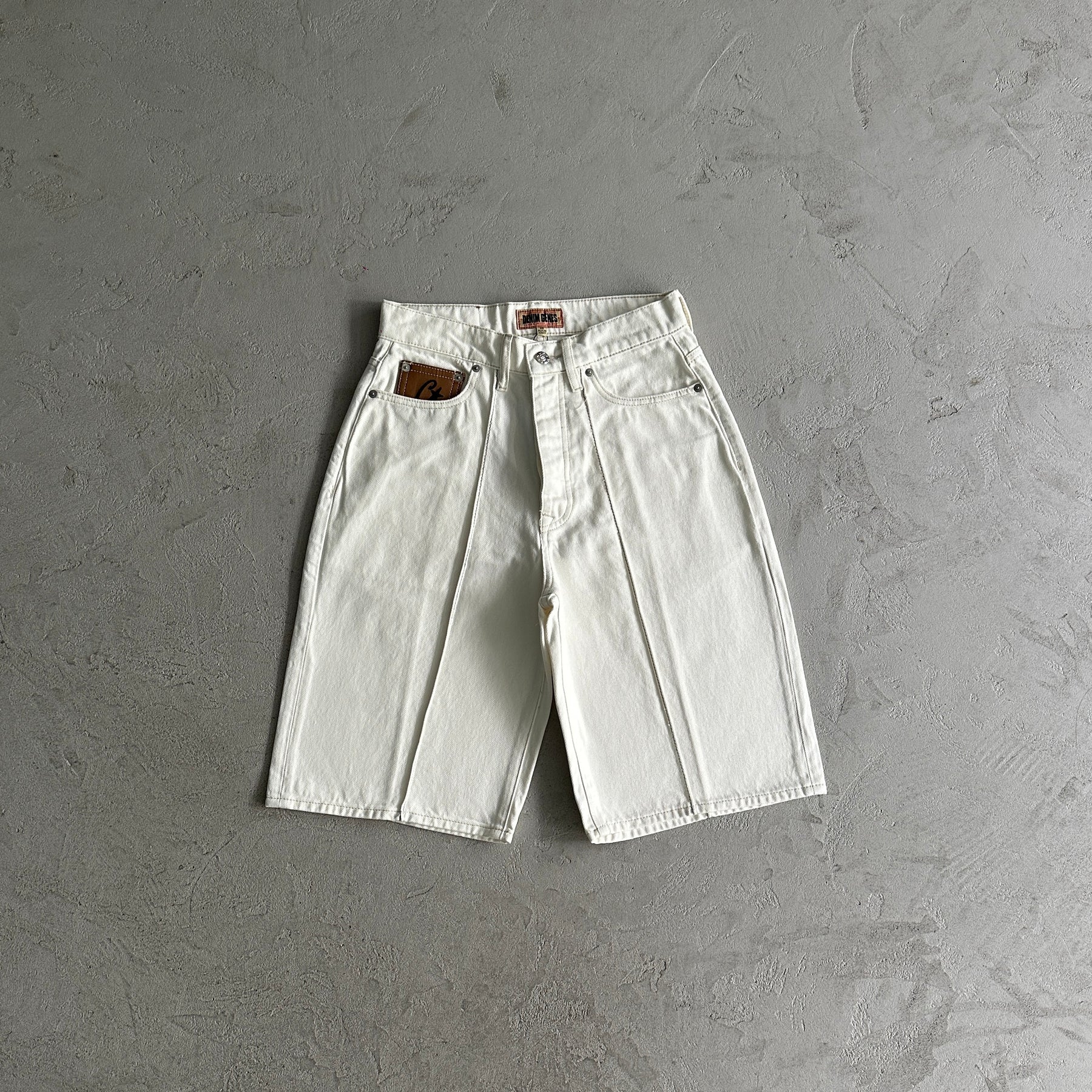 Shorts Corteiz “Denim Genes” ( Branco )