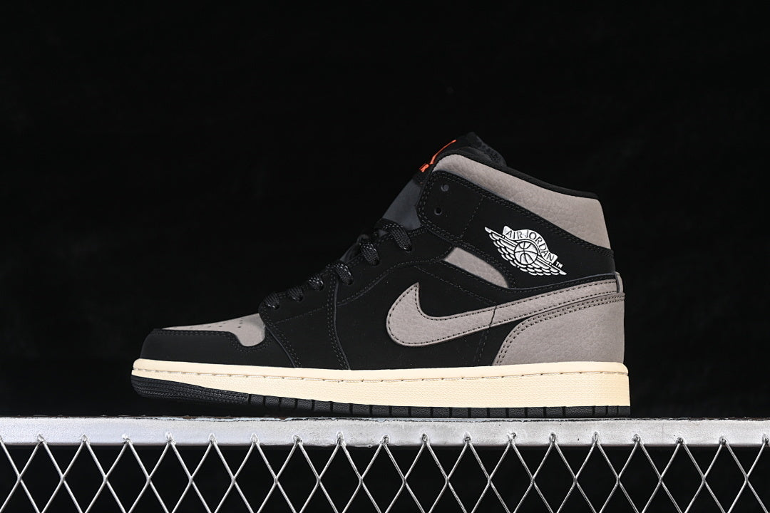 Air Jordan 1 High “Mid SE”