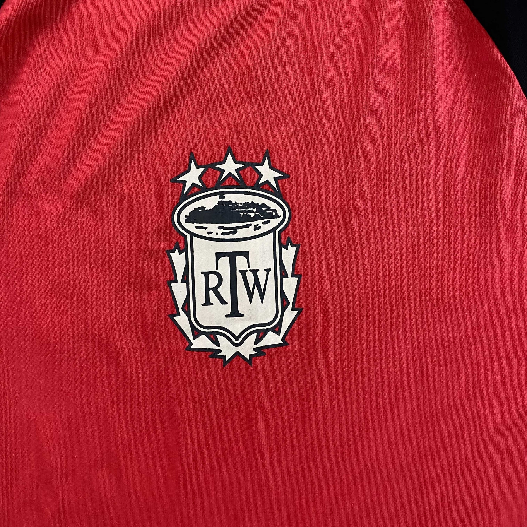 Camisa Corteiz “Raglan Sport”
