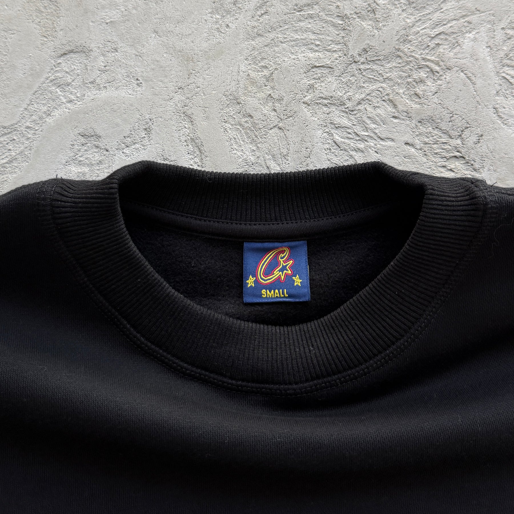 Sueter Corteiz “Mini Island Crewneck” ( Preto )