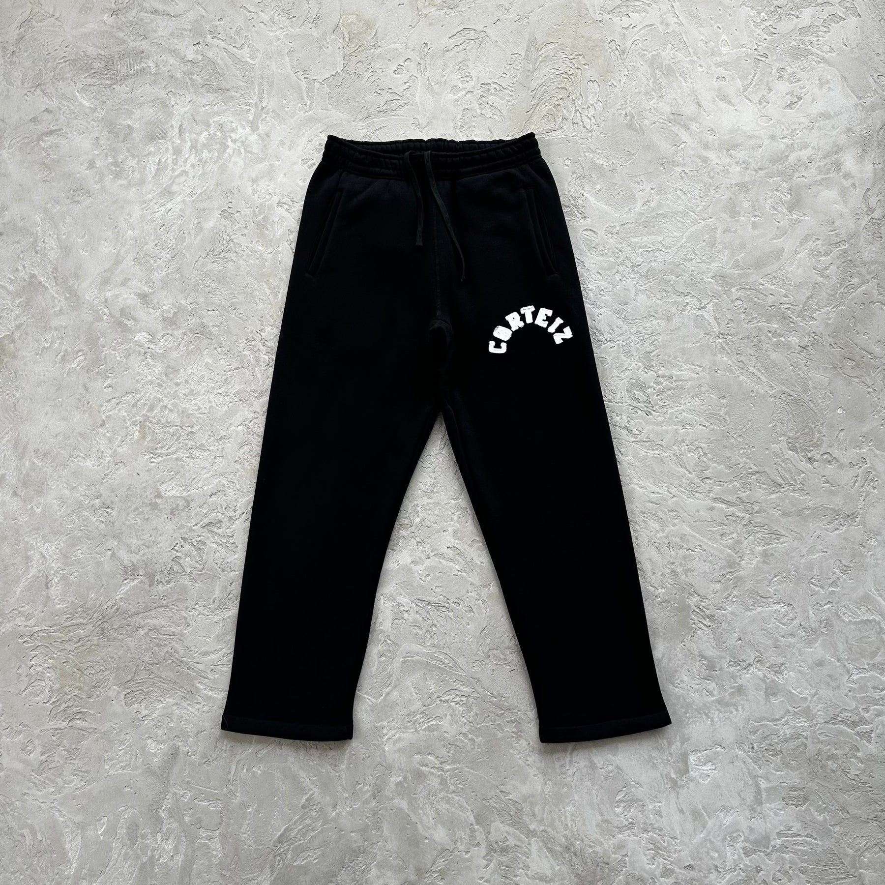 Conjunto Corteiz “College Arch Open” ( Preto )
