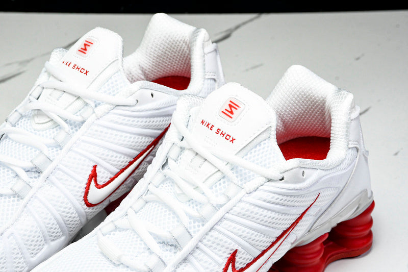 Nike Shox “Platinum Tint”