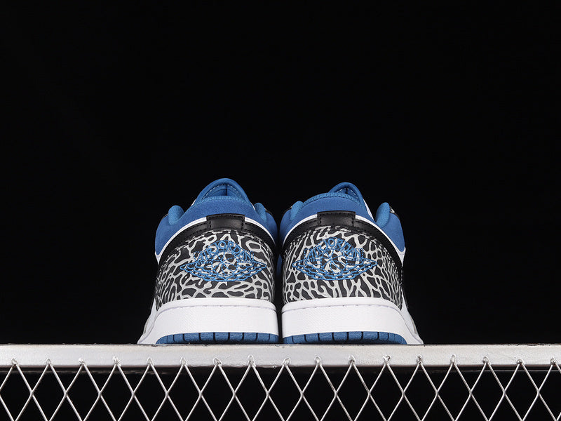 Air Jordan 1 Low “Dark Marina Blue”