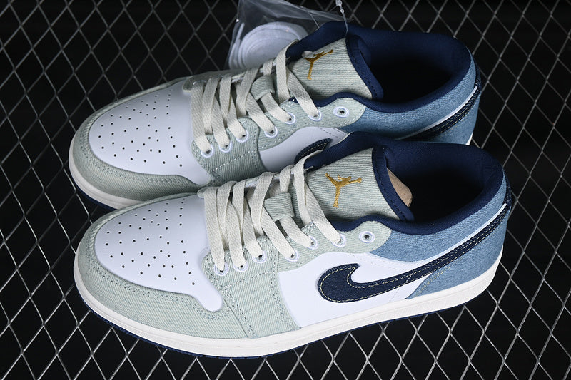 Dunk “Denim Star Blue”