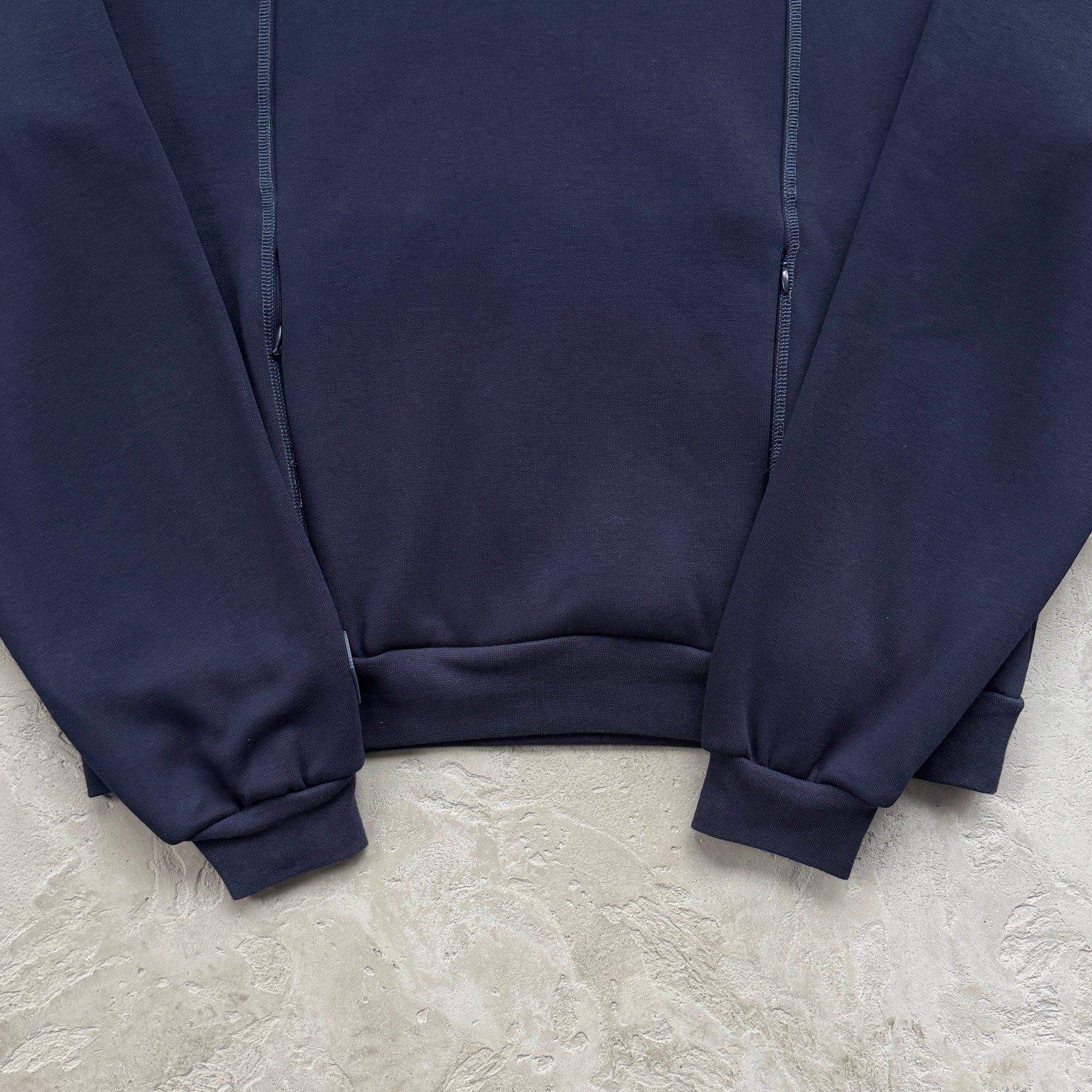 Conjunto Mertra “Glide Overlock Trackie”