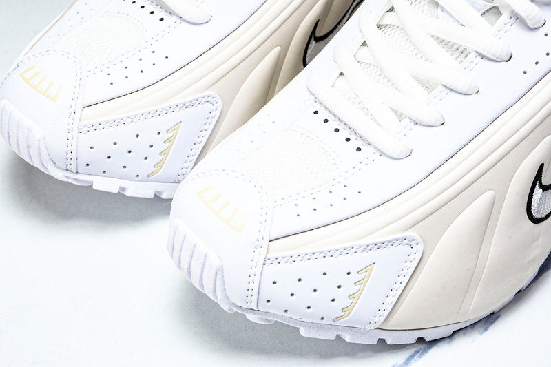 Nike Shox R4 “Phantom Picante Red”