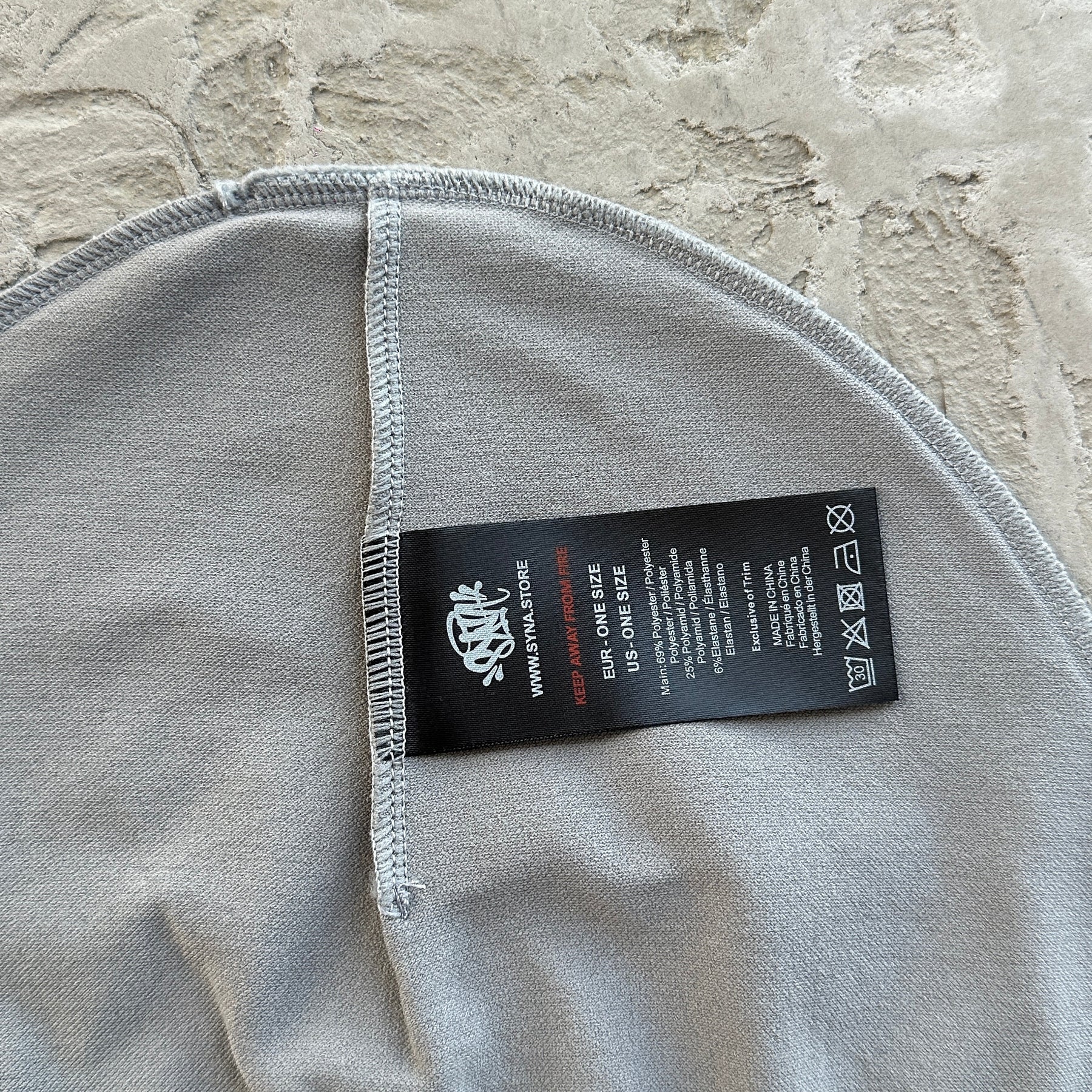 Touca Syna World “Seamless” 2.0 ( Cinza )