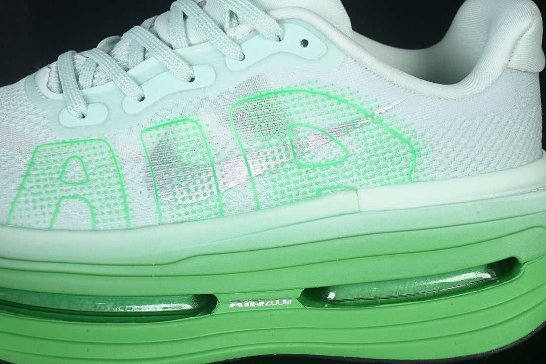 Nike Vomero “Cucumber Calm”