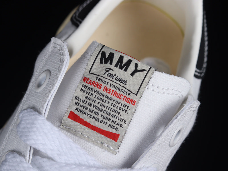 Mihara Yasuyu “Shell Head” ( Branco )