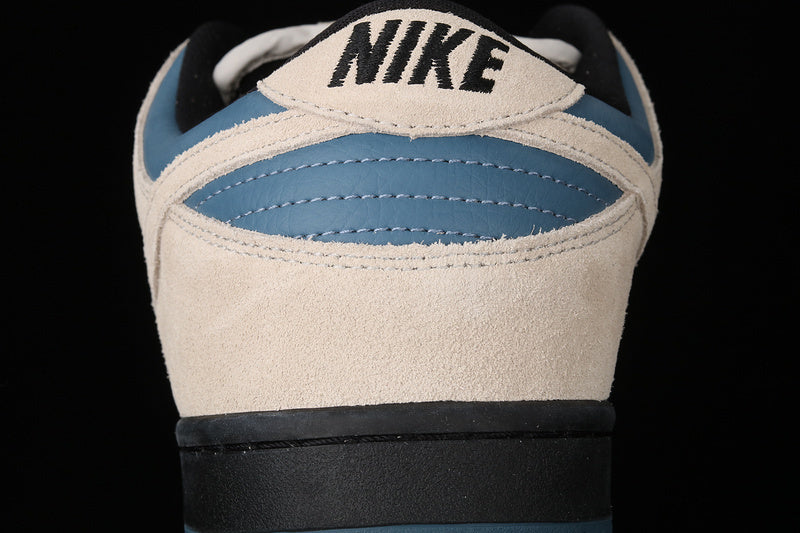 Dunk “Thunderstorm”
