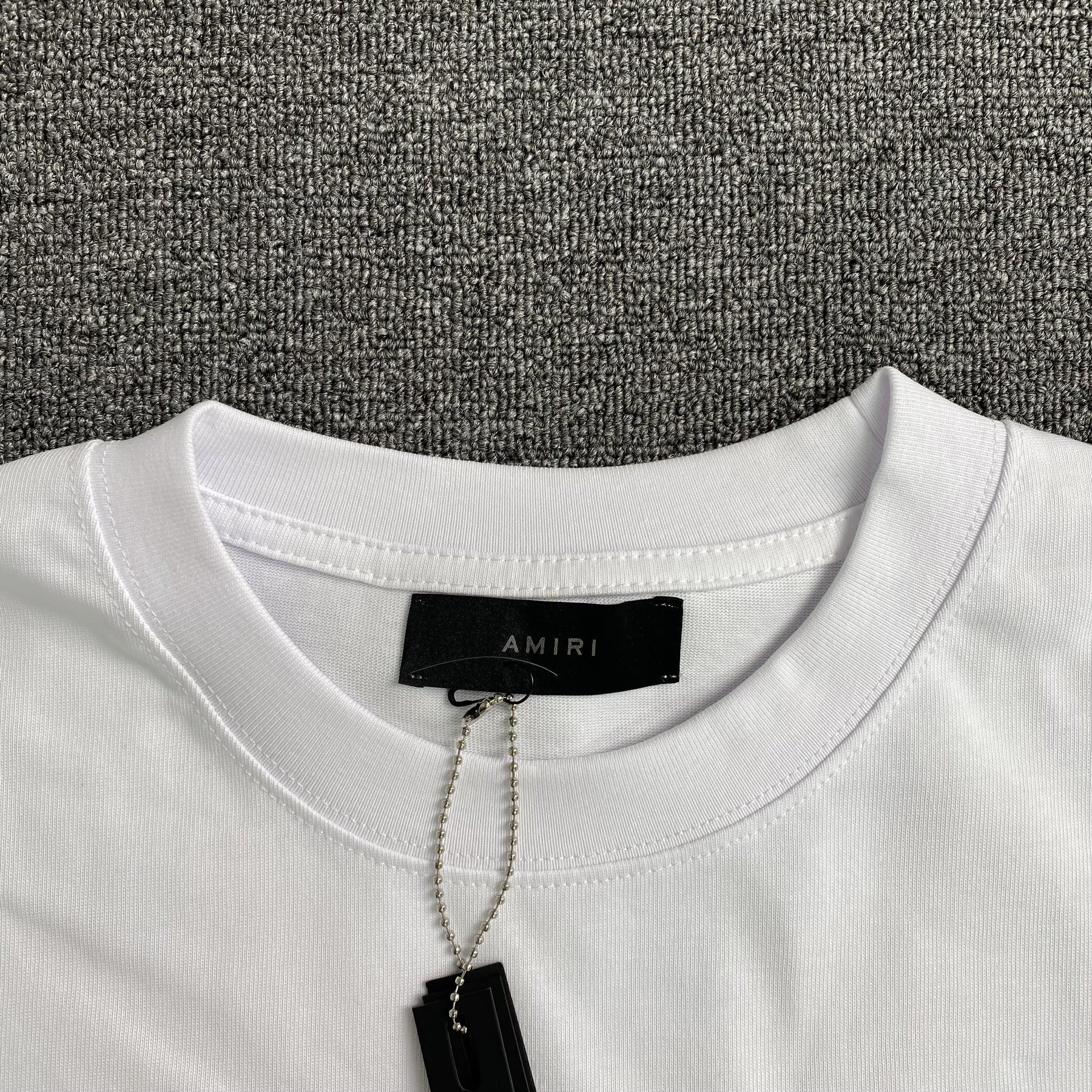 Camisa Amiri “Red Ma Quad T” ( Branca e Vermelha )