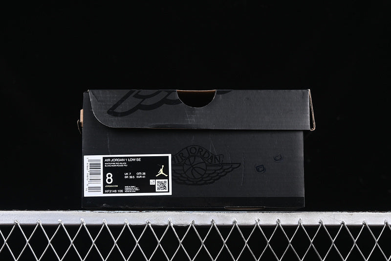 Air Jordan 1 Low "White Fire Red”