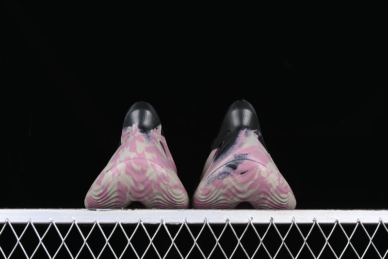 Yeezy Foam Runner “MX Carbon”