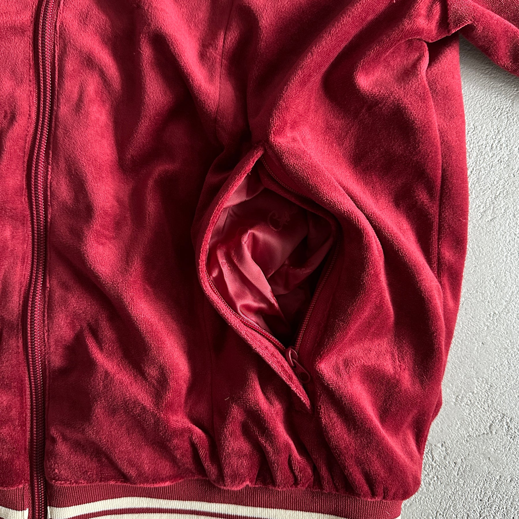 Cojunto Corteiz “Velour Amg” ( Vermelho )