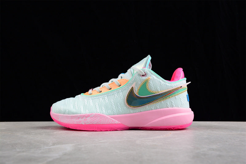 Nike Lebron 20