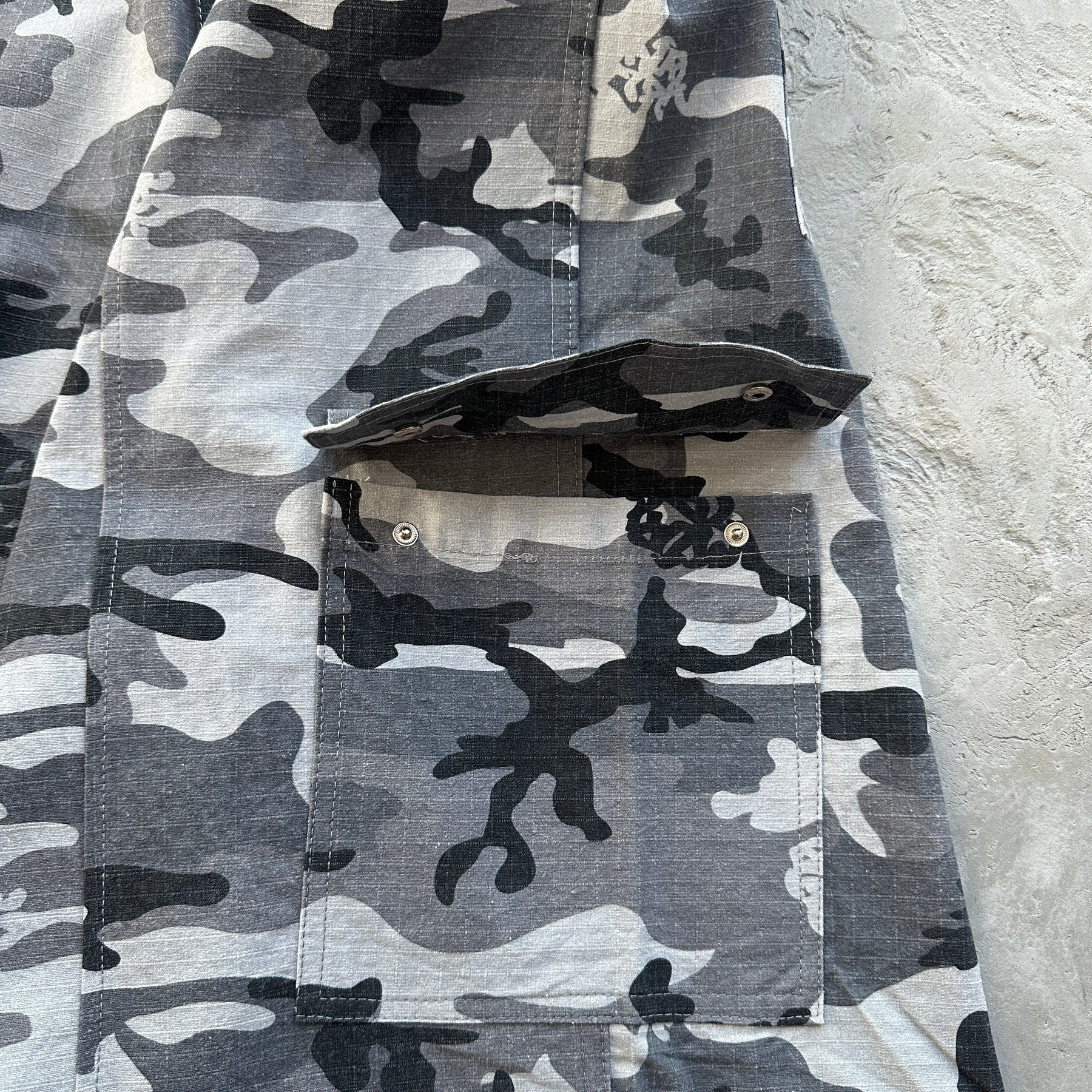 Shorts Mertra “Camouflage Cargo” ( Cinza )