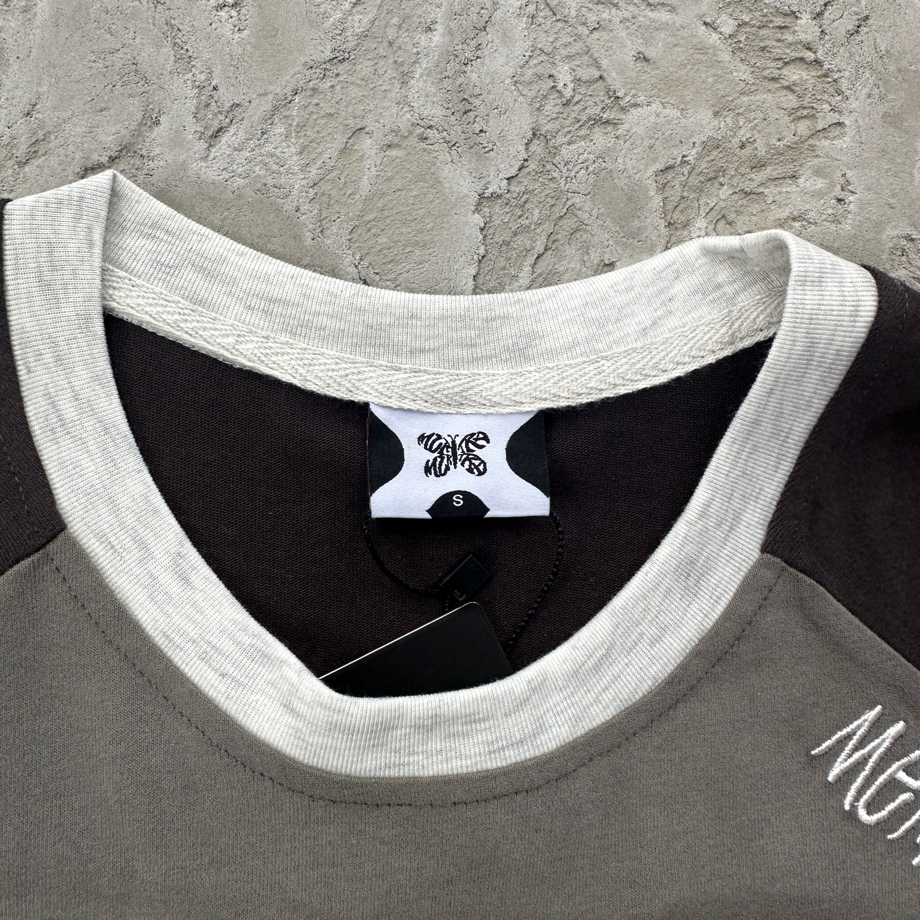 Camisa Mertra “Mertra Spliced”