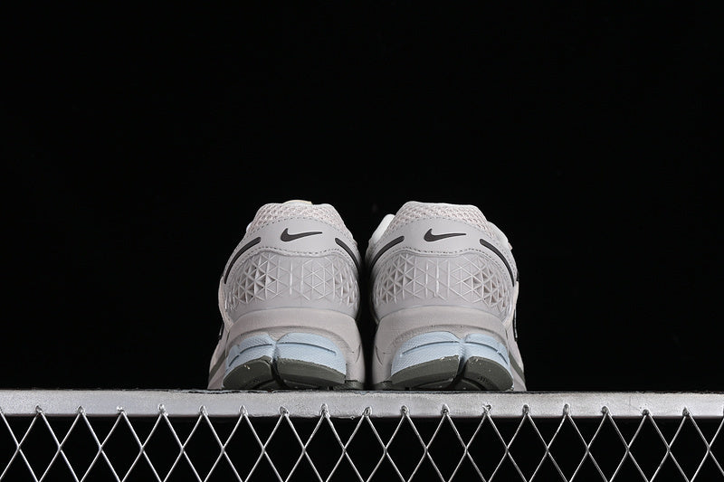 Vomero 5 “Light Orewood Brown"