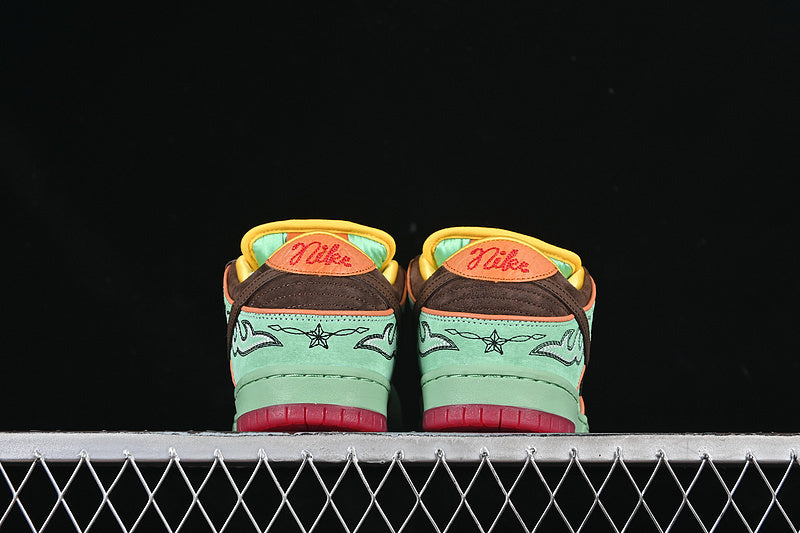 Dunk “QS BHM Rodeo”