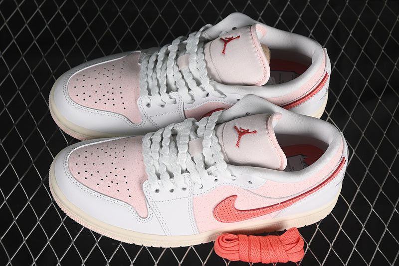 Air Jordan 1 Low “Strawberry Milkshake”