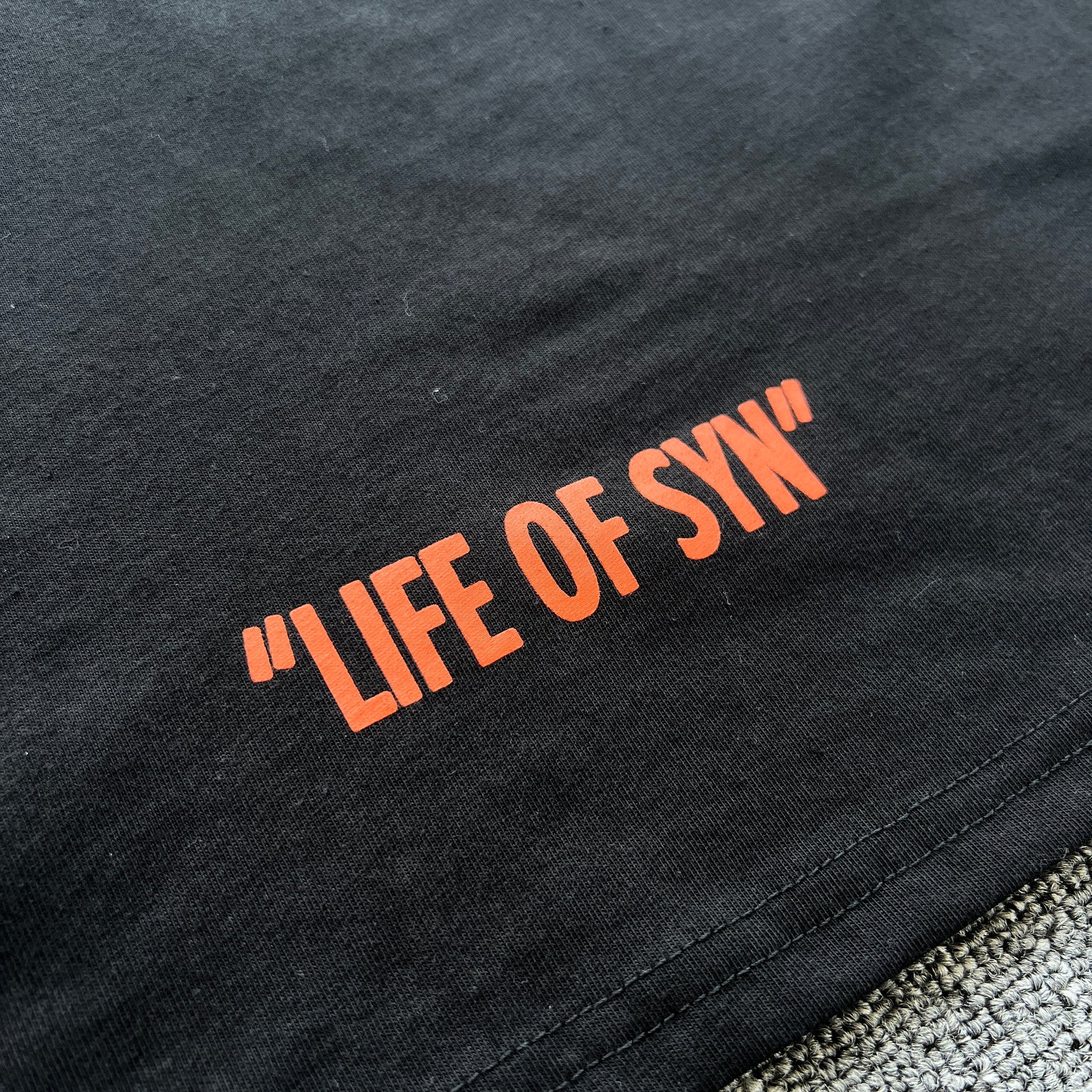 Camisa Syna World “Halloween Phone”