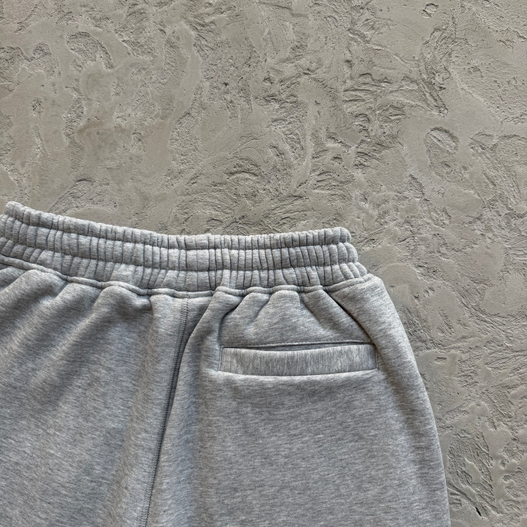 Shorts Corteiz “Island Puff Print” ( Cinza )