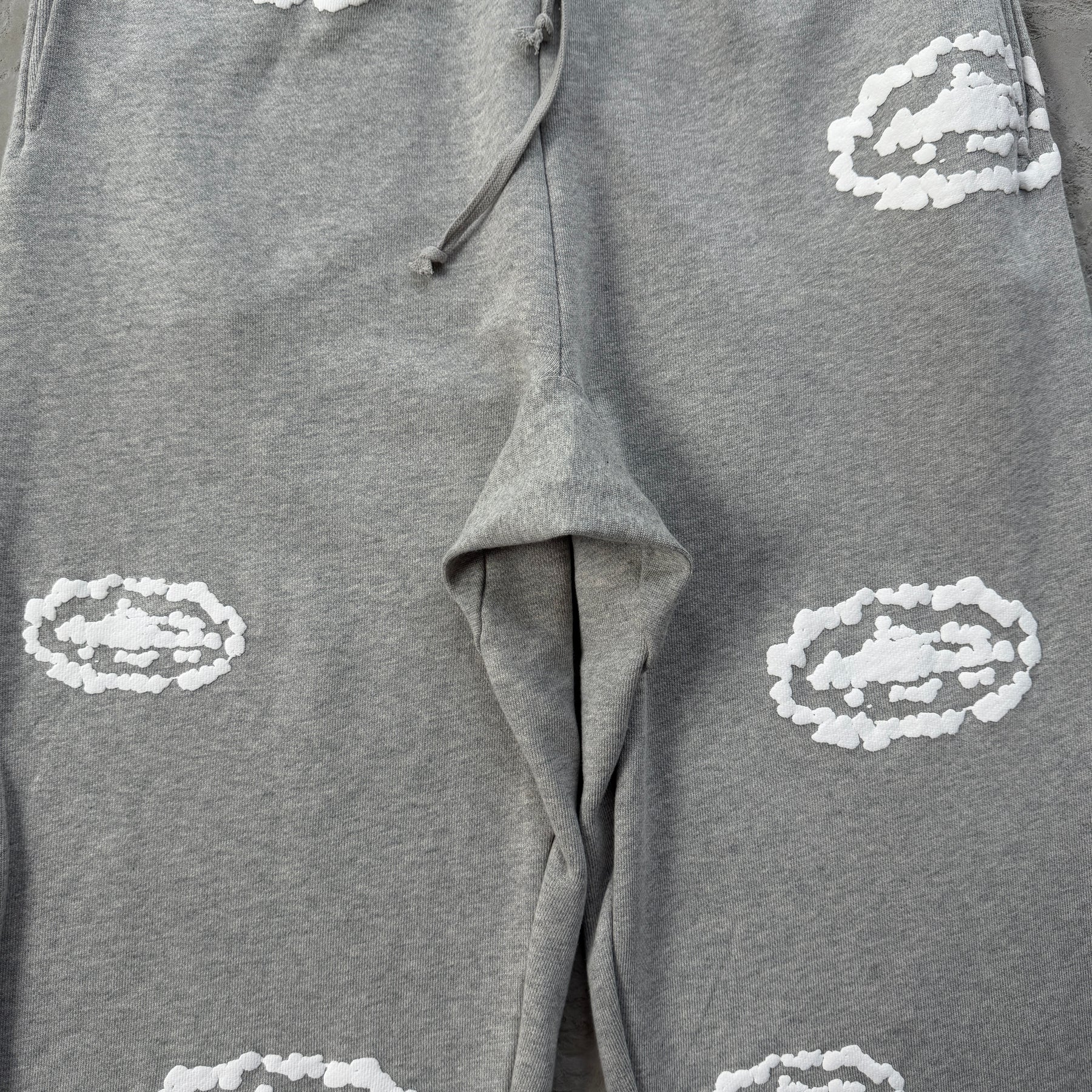 Conjunto Corteiz x Denim Tears ( Cinza )