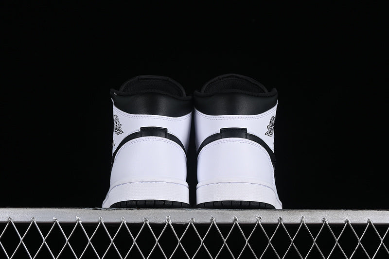 Air Jordan 1 High “Reverse Panda”