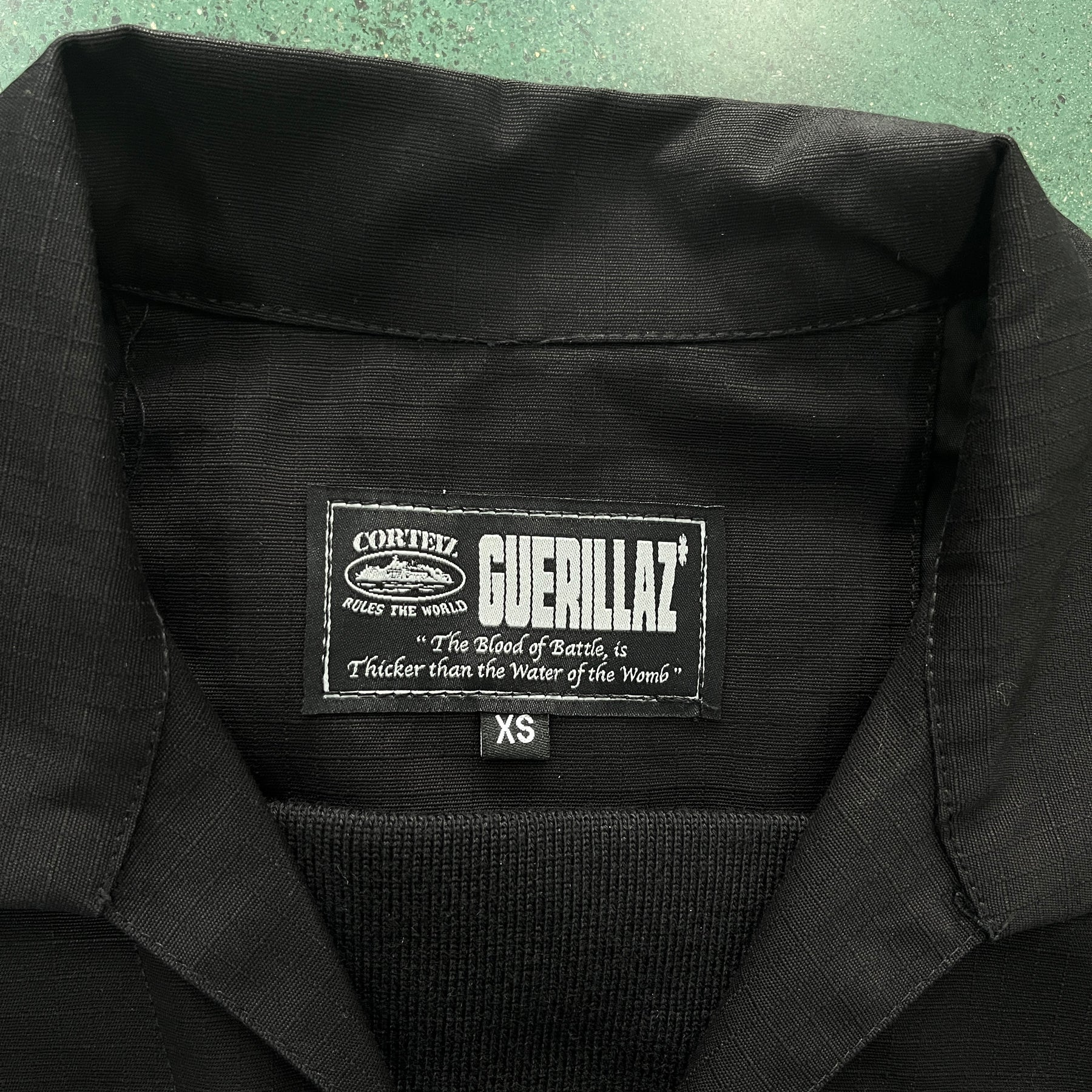 Jaqueta Corteiz “Triple Black”