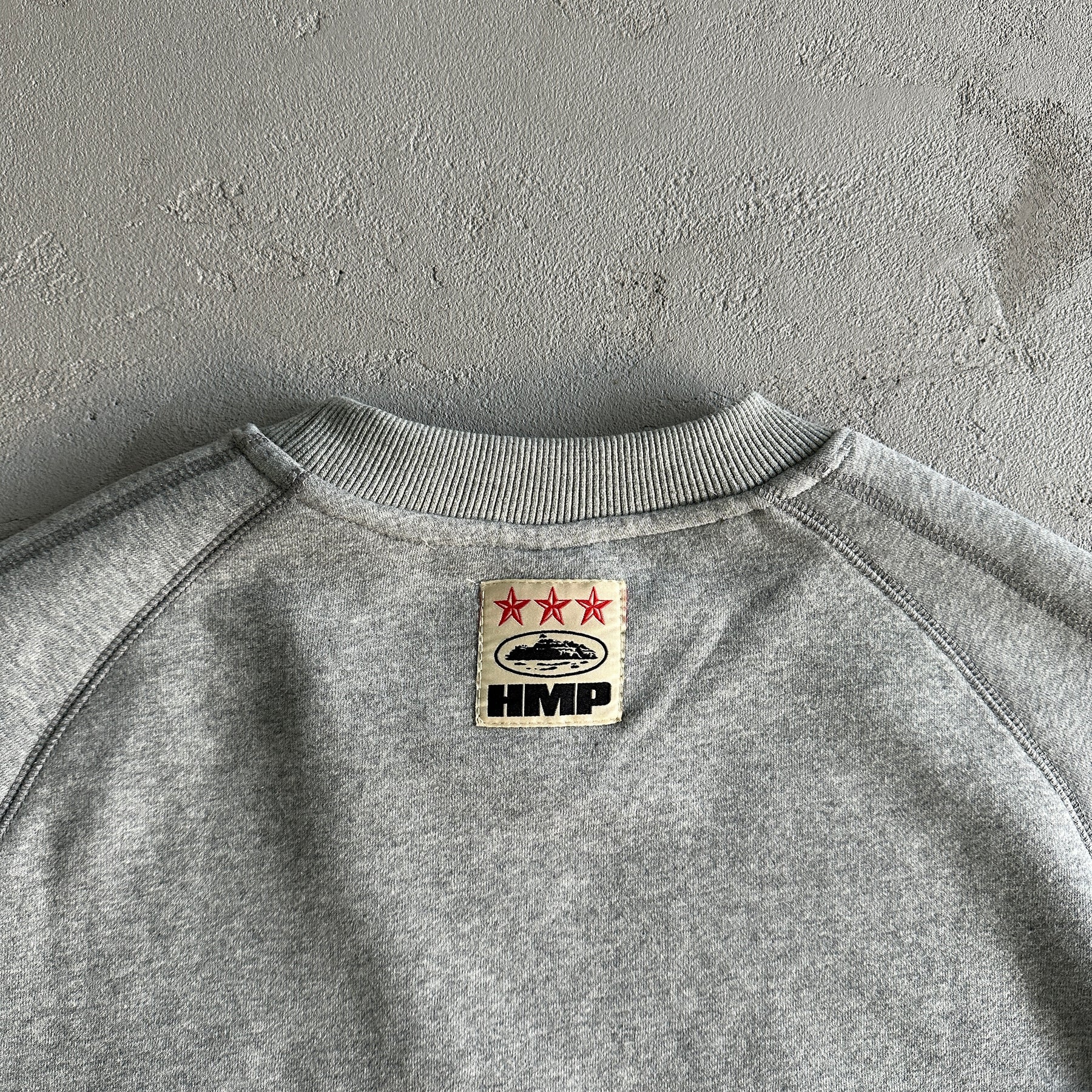 Conjunto Corteiz “ HMP 3 Star ” ( Cinza )
