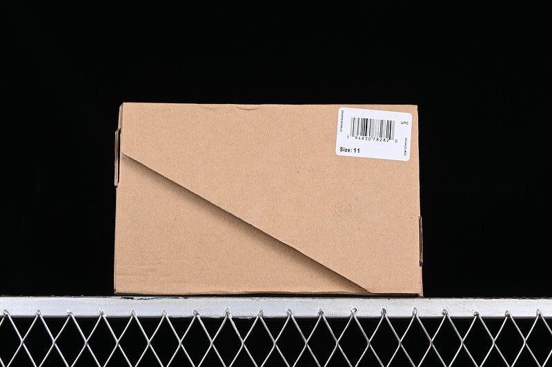 Yeezy Foam Runner “Ararat Black”