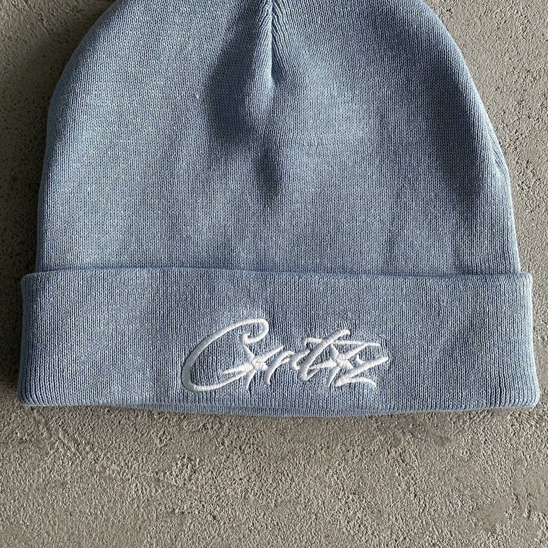 Touca Corteiz “Demon Embroidered Beanie” ( Azul )