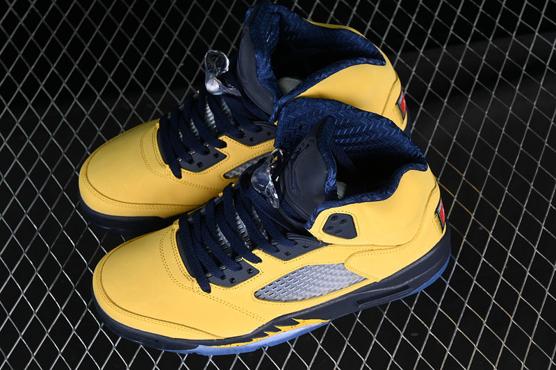 Air Jordan 5 “Michigan”