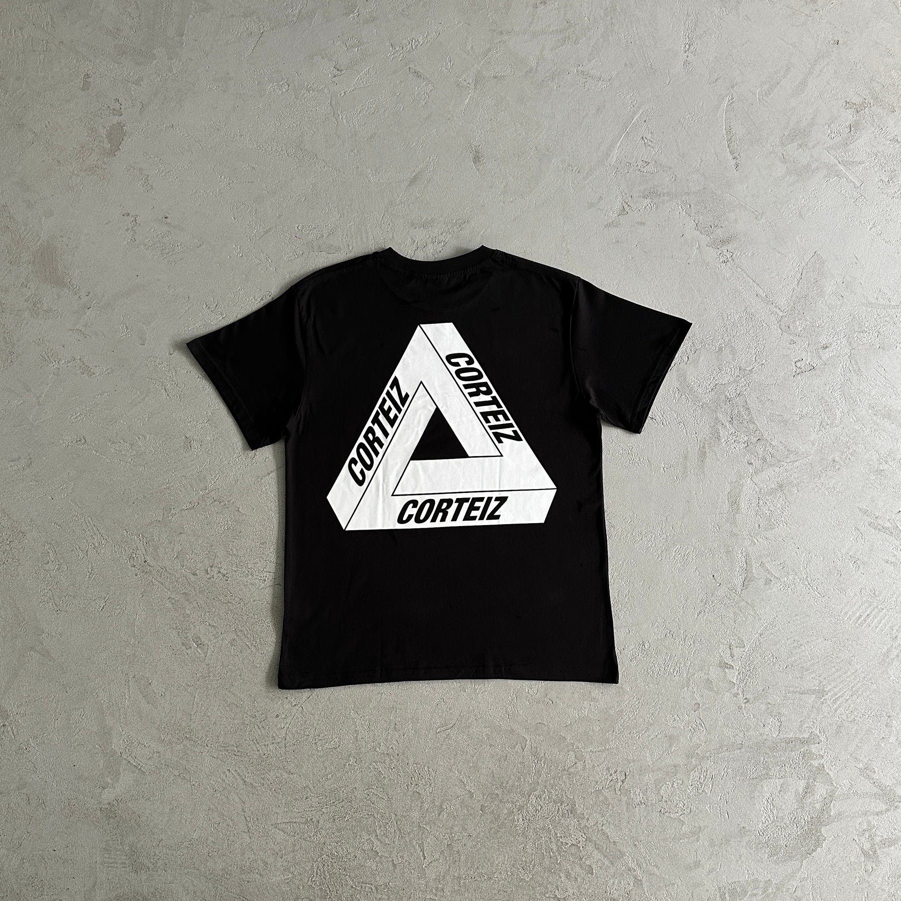 Camisa Corteiz “Möbius Strip ”